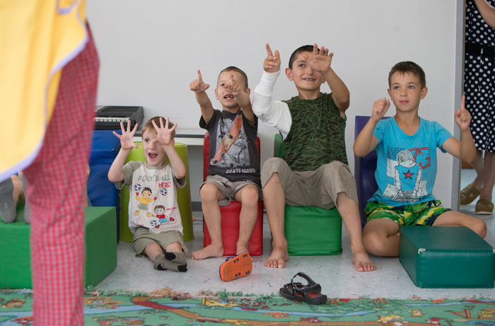 КЛОУН, КОТОРЫЙ ЖИВЕТ В БОЛЬНИЦЕ